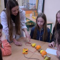 Zajęcia z chemii dla gości ze Szkoły Podstawowej w Nowej Wsi Lęborskiej oraz SGJ