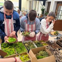 W dniach 14.-18.11.2022 uczniowie naszej szkoły wzięli udział w tygodniowym polsko-ukraińskim projekcie w Gdańsku pt.”NATURA - a człowiek solidarny XXIw.” 