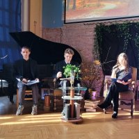 Dzisiaj obchodziliśmy Święto Patrona naszej Szkoły- Stefana Żeromskiego. Uroczystą akademię otworzyła Pani Dyrektor Katarzyna Wach, która w&nbsp;swoim przemówieniu odniosła się do osoby Stefana Żeromskiego i&nbsp;jego dzieł.