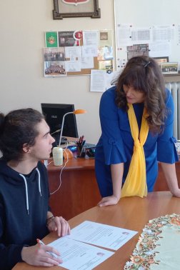 kontrakt pomiędzy Dyrekcją I LO a uczniem klasy 3DG - Mikołajem Bańko