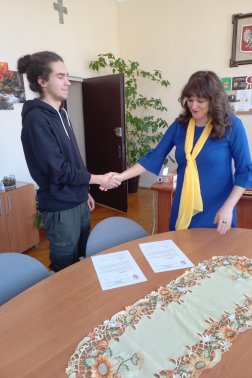 kontrakt pomiędzy Dyrekcją I LO a uczniem klasy 3DG - Mikołajem Bańko