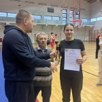 Na zdjęcie - zawody w koszykówce 3 x 3 