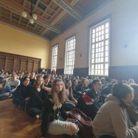 Pierwszy dzień wiosny młodzież naszego Liceum powitała w auli szkoły prezentując swoje talenty w TALENT SHOW