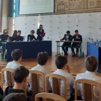 29 lutego odbyły się po raz drugi w naszej szkole Debaty Uczniowskie. Zorganizowano je w ramach realizacji działań programu wychowawczo-profilaktycznego szkoły