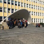 BLIŻEJ INFORMATYKI KWANTOWEJ - Quantum phenomena: Between the whole and the parts